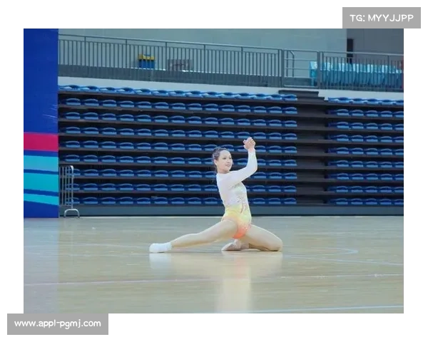 徐心洋在品势与竞技双线作战,均获亚军 徐心洋在品势与竞技双线作战,均获亚军